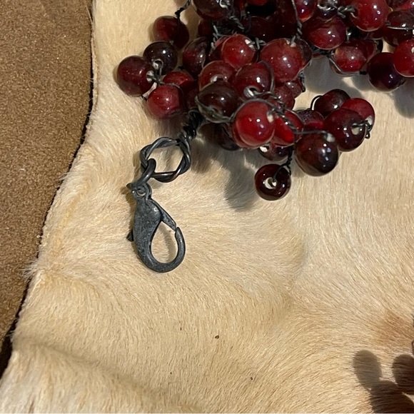 - Pottery Barn RARE red glass pepper berry beaded garland...